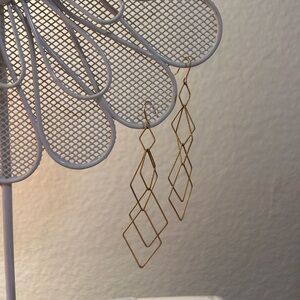 Elegant Gold Geometric Earrings